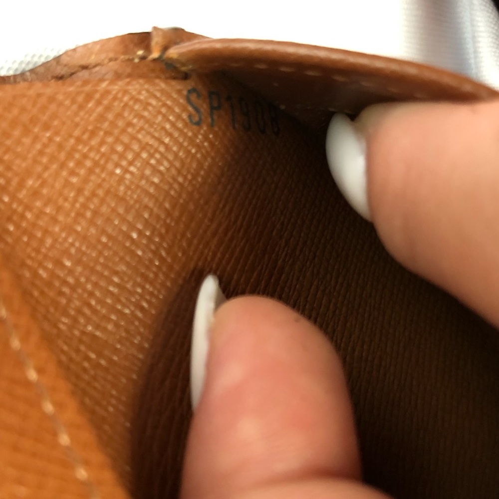 Authentic Louis Vuitton Compact Wallet - Picture 8 of 9